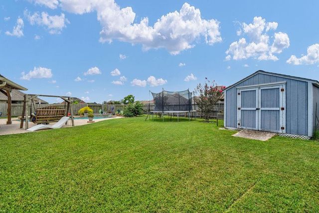 1283 Laurel Lane, Angleton, TX 77515