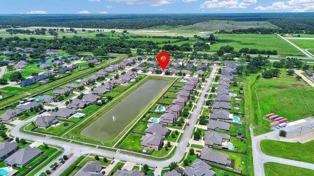 1283 Laurel Lane, Angleton, TX 77515