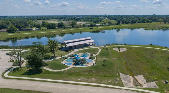 1283 Laurel Lane, Angleton, TX 77515