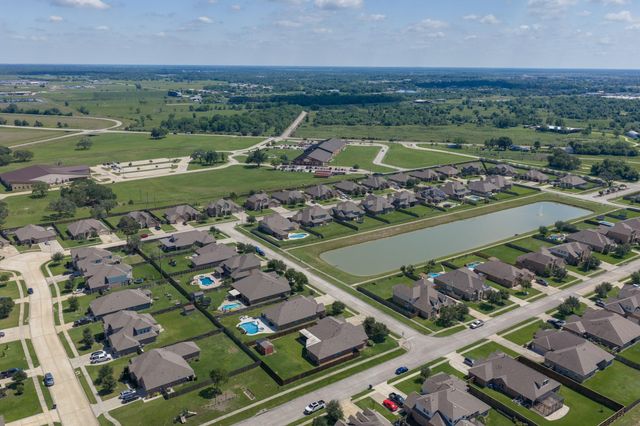 1283 Laurel Lane, Angleton, TX 77515