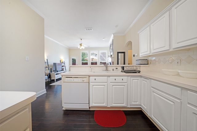 6913 Harvey Lane, Plano, TX 75023