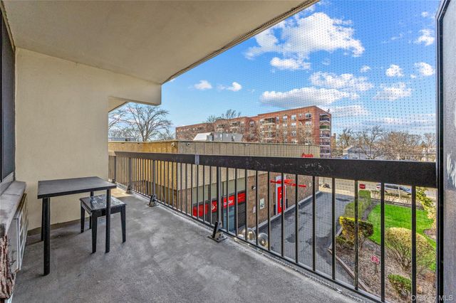 150-38 Union Turnpike 1A, Flushing, NY 11367