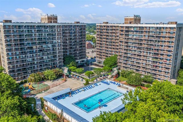 150-38 Union Turnpike 1A, Flushing, NY 11367