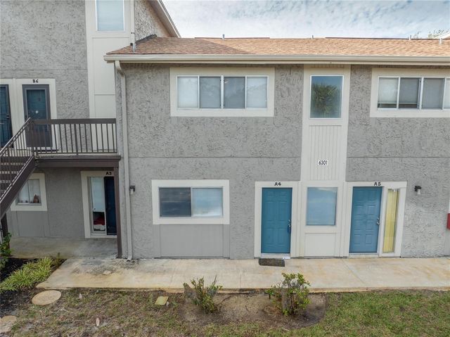 6301 NEWTOWN CIRCLE 1A4, Tampa, FL 33615
