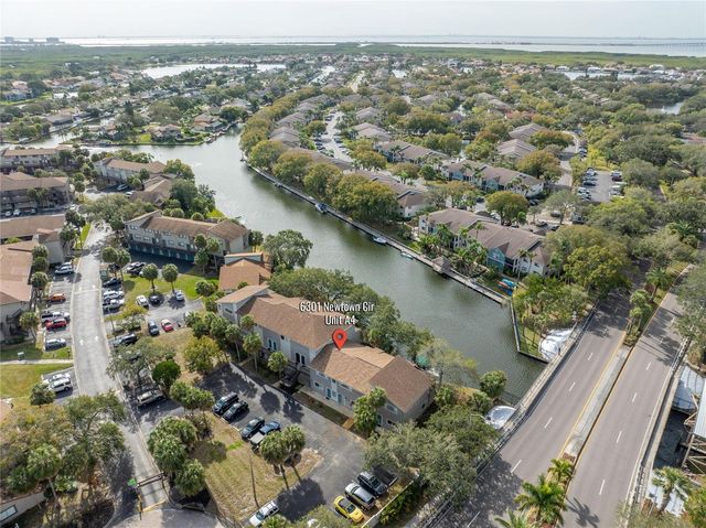 6301 NEWTOWN CIRCLE 1A4, Tampa, FL 33615