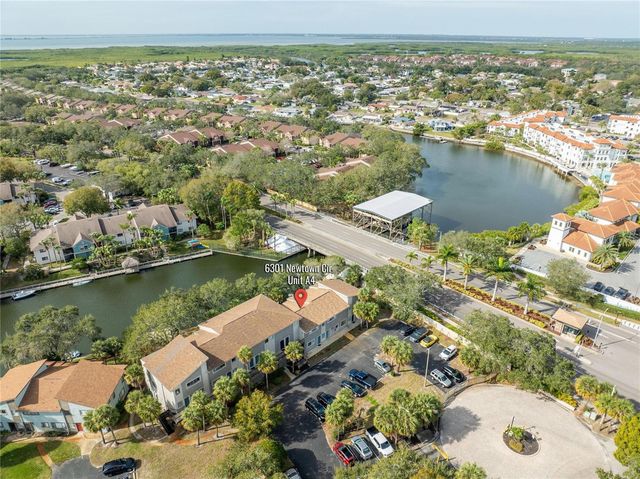 6301 NEWTOWN CIRCLE 1A4, Tampa, FL 33615