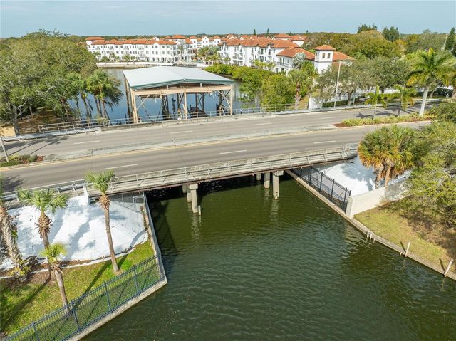 6301 NEWTOWN CIRCLE 1A4, Tampa, FL 33615