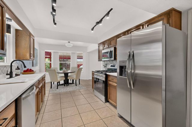 6616 Orphelia Avenue NE, Albuquerque, NM 87109