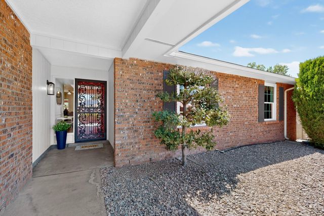 6616 Orphelia Avenue NE, Albuquerque, NM 87109