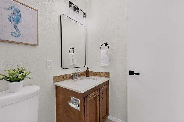 6616 Orphelia Avenue NE, Albuquerque, NM 87109