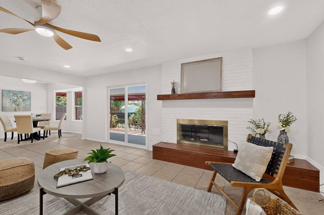 6616 Orphelia Avenue NE, Albuquerque, NM 87109