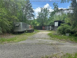 940 Jefferson Road, South Charleston, WV 25309