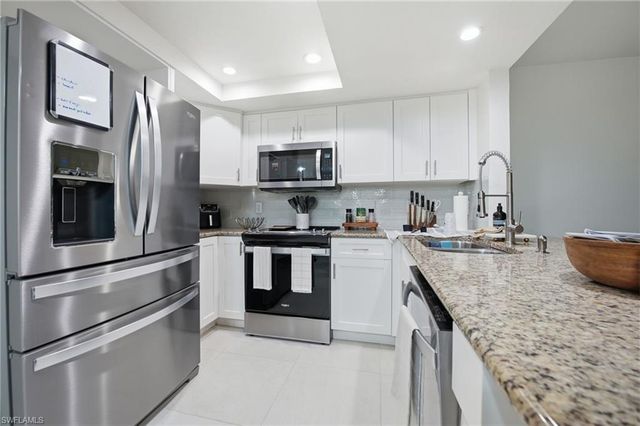 3130 Seasons WAY 406, Estero, FL 33928