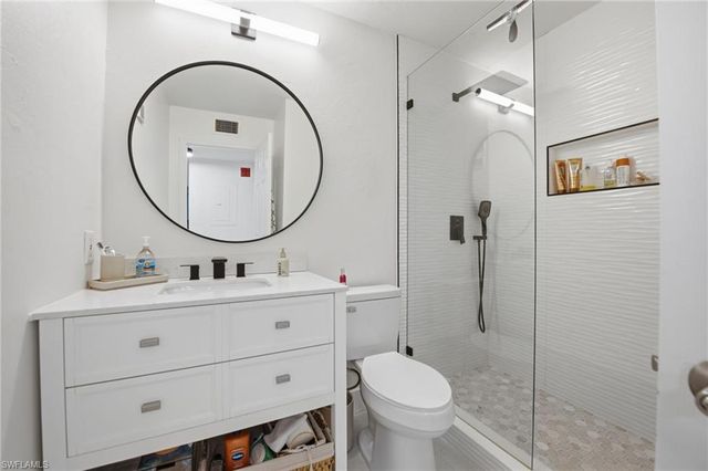 3130 Seasons WAY 406, Estero, FL 33928