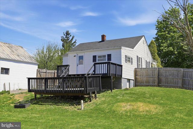 197 STATE CIR, Martinsburg, WV 25401