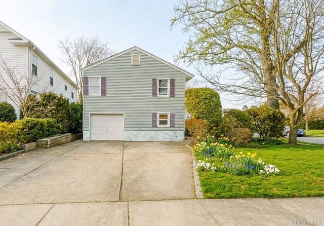 160 Sackville Road, Garden City, NY 11530