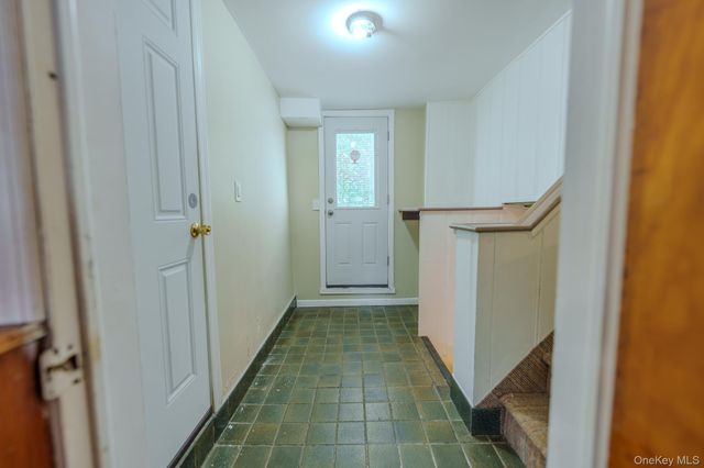 160 Sackville Road, Garden City, NY 11530