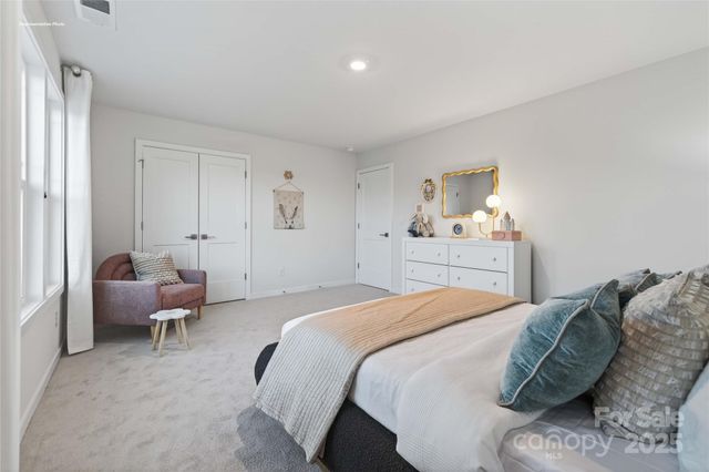 7211 Butternut Oak Terrace, Huntersville, NC 28078