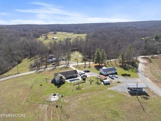 10389 Summer City Rd, Spring City, TN 37381
