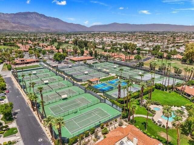 136 Don Miguel Circle, Palm Desert, CA 92260