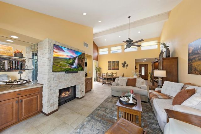 136 Don Miguel Circle, Palm Desert, CA 92260