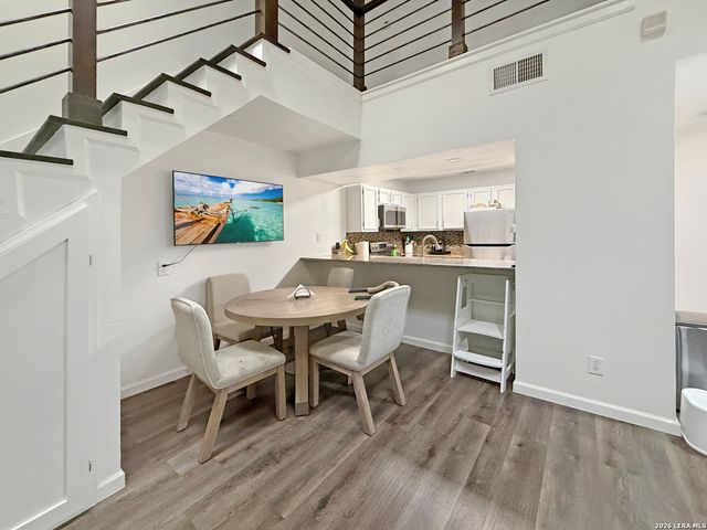 4107 Medical Dr Apt 4205, San Antonio, TX 78229