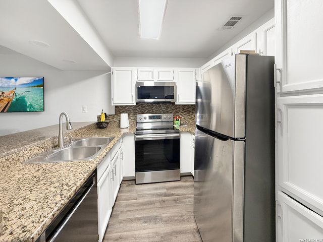 4107 Medical Dr Apt 4205, San Antonio, TX 78229
