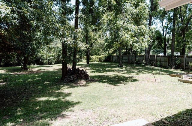 3315 W Grand Street, Springfield, MO 65802