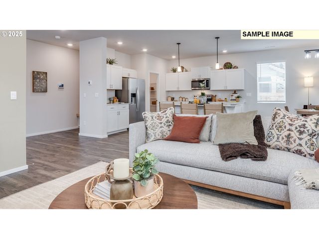 2712 Nw 3RD Ave, Battle Ground, WA 98604