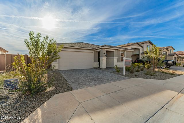18621 E HELIAN Drive, Gold Canyon, AZ 85118