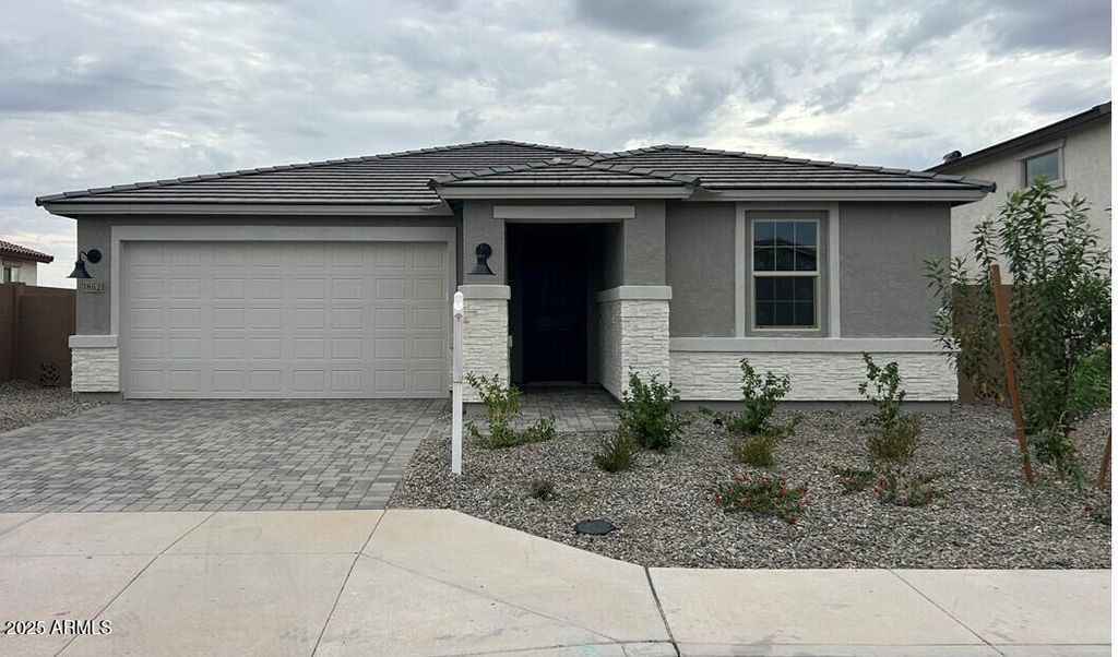 18621 E HELIAN Drive, Gold Canyon, AZ 85118