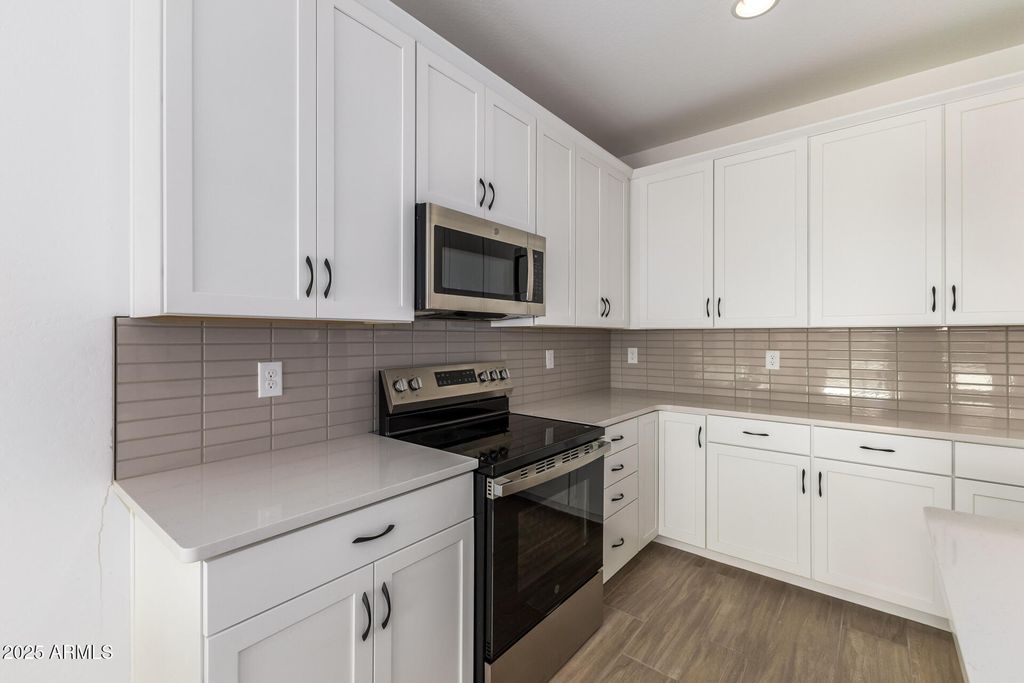 18621 E HELIAN Drive, Gold Canyon, AZ 85118 — photo 5