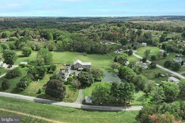 61-63 65 W MCKINLEY RD, Delta, PA 17314