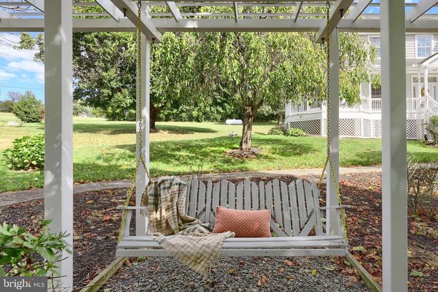 61-63 65 W MCKINLEY RD, Delta, PA 17314