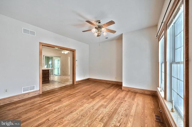 61-63 65 W MCKINLEY RD, Delta, PA 17314