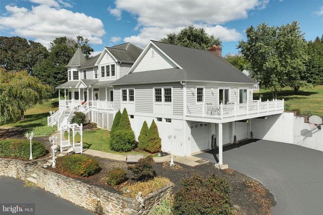 61-63 65 W MCKINLEY RD, Delta, PA 17314