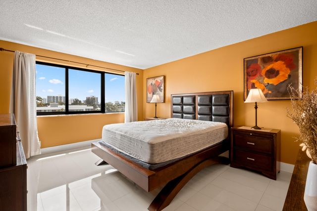 301 Golden Isles Drive 412, Hallandale Beach, FL 33009