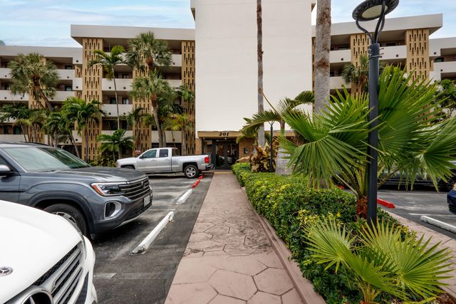 301 Golden Isles Drive 412, Hallandale Beach, FL 33009
