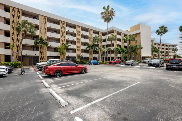 301 Golden Isles Drive 412, Hallandale Beach, FL 33009