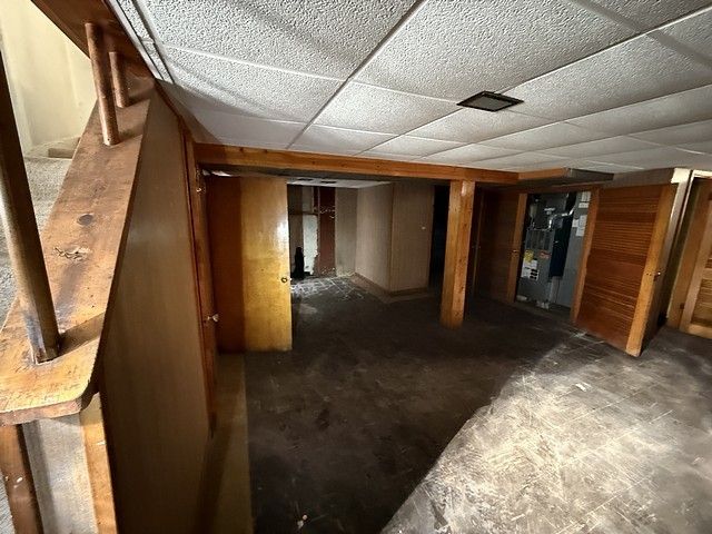 5320 S Oak Park Avenue, Chicago, IL 60638