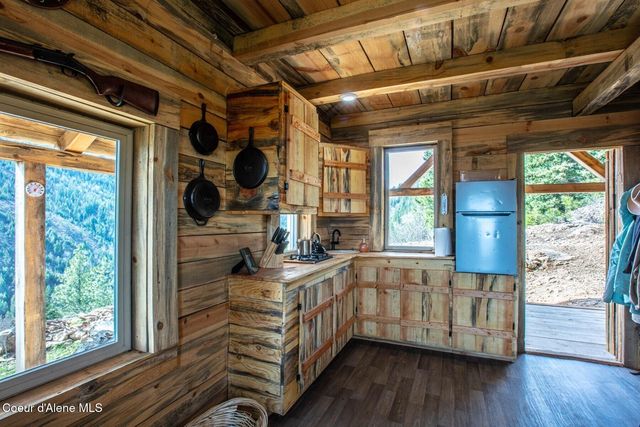 69 Boreal Way, Bonners Ferry, ID 83805