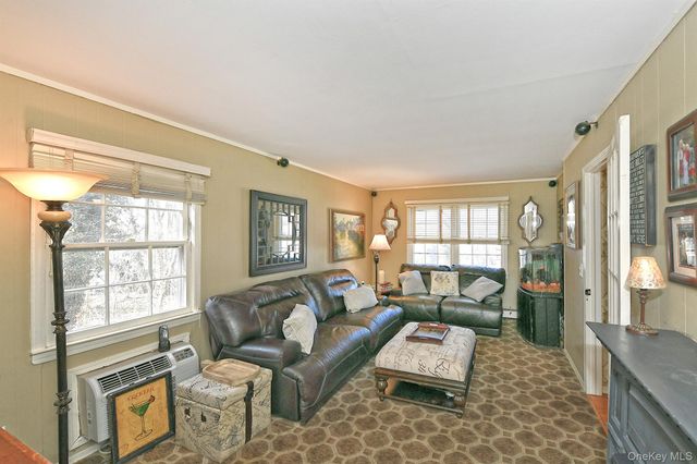 90 E 25th Street, Huntington Station, NY 11746