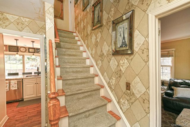 90 E 25th Street, Huntington Station, NY 11746