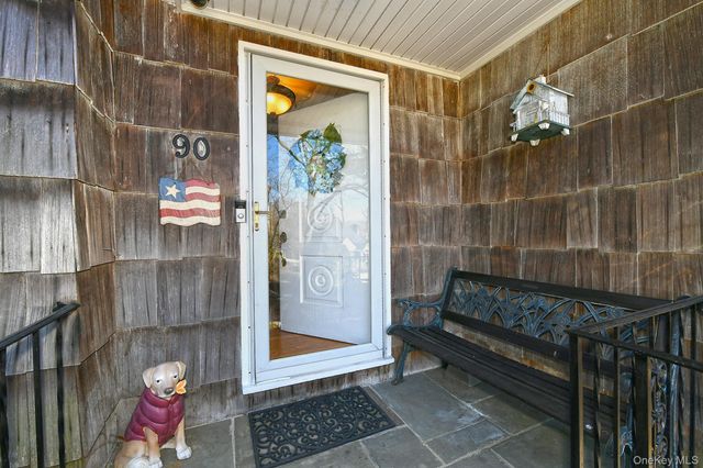 90 E 25th Street, Huntington Station, NY 11746