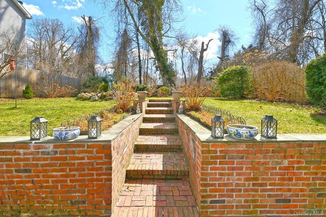 90 E 25th Street, Huntington Station, NY 11746