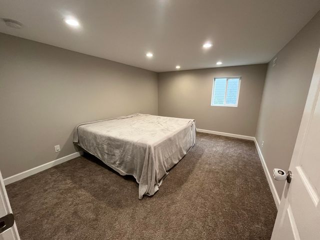 9430 Oriole Drive, Munster, IN 46321