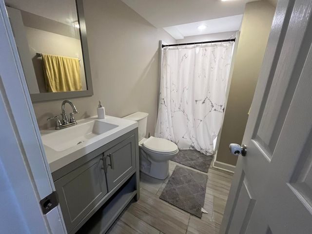 9430 Oriole Drive, Munster, IN 46321