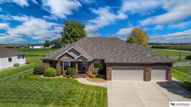 461 S Deer Creek Place, Columbus, NE 68601