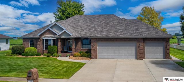 461 S Deer Creek Place, Columbus, NE 68601
