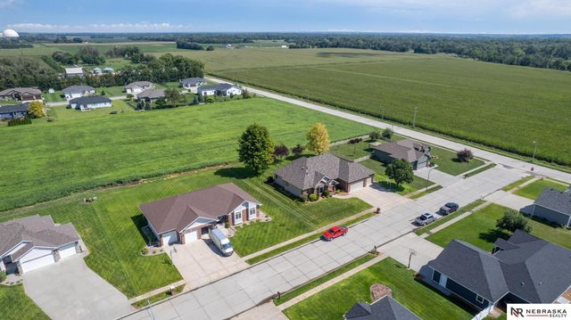 461 S Deer Creek Place, Columbus, NE 68601
